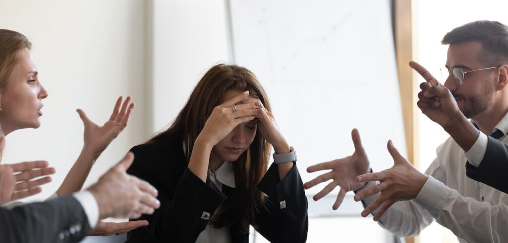 Blogartikel "Konflikte im Job: Wer streitet hier eigentlich wirklich?"